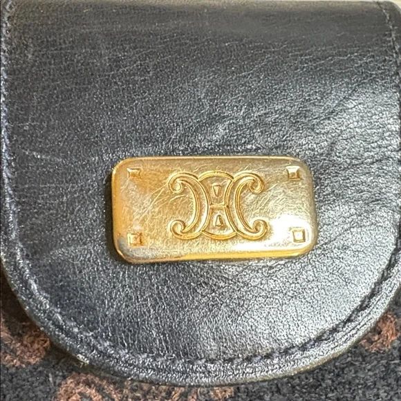 CELINE Macadam Triomphe Canvas & Leather Envelope Wallet – Vintage - Picture 4 of 16